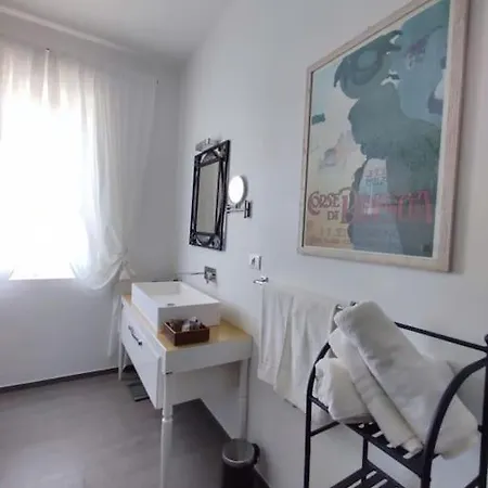 Apartment La Passione Al Mare Marina di Massa
